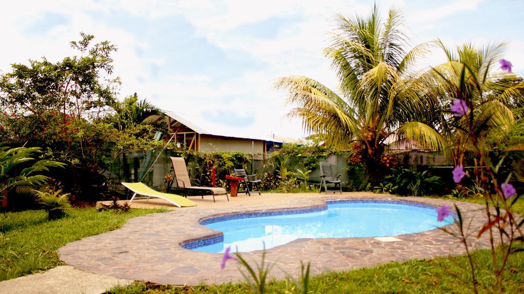 Hakuna Matata Hostel Cahuita Dış mekan fotoğraf