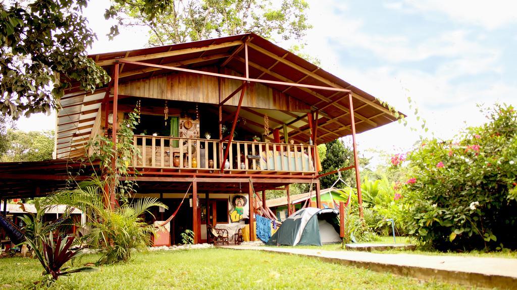 Hakuna Matata Hostel Cahuita Dış mekan fotoğraf