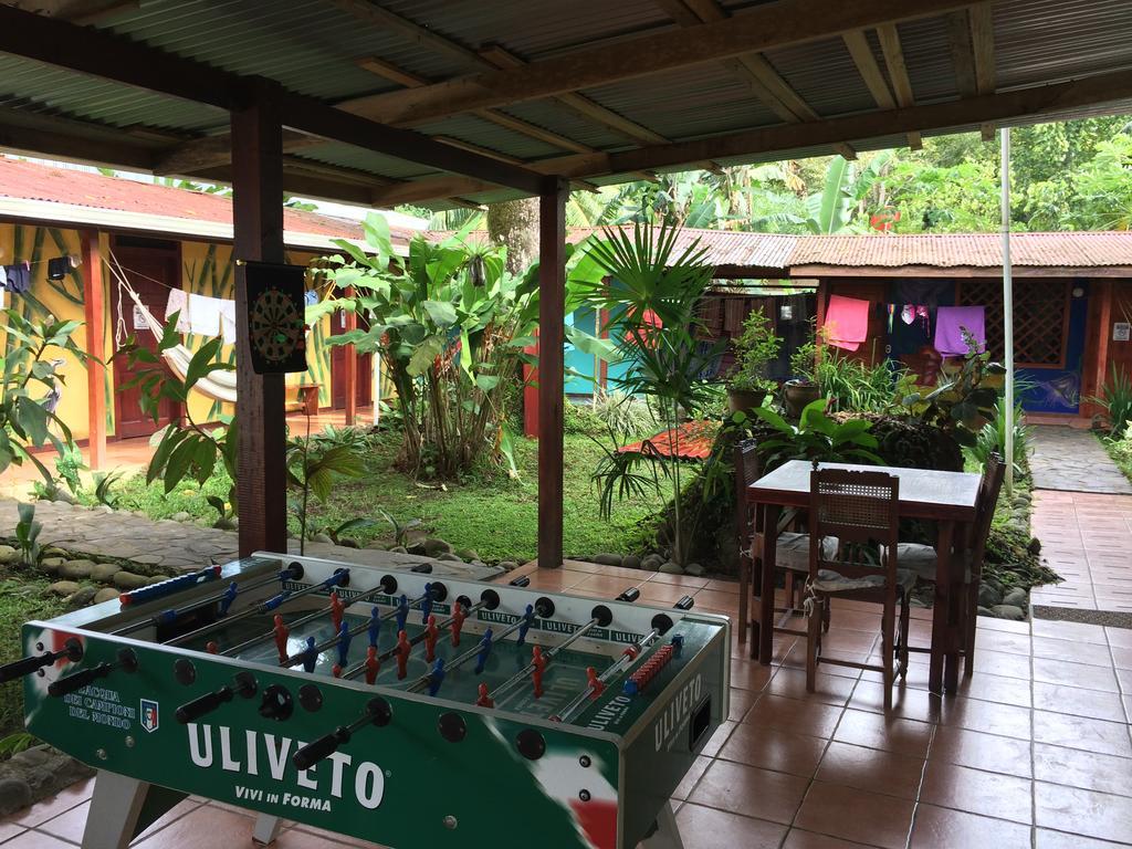Hakuna Matata Hostel Cahuita Dış mekan fotoğraf